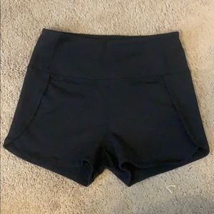 Zella short - high waisted